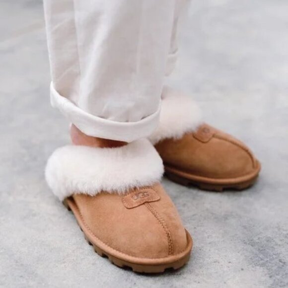 UGG Coquette Women's Slipper - Picture 2 of 10